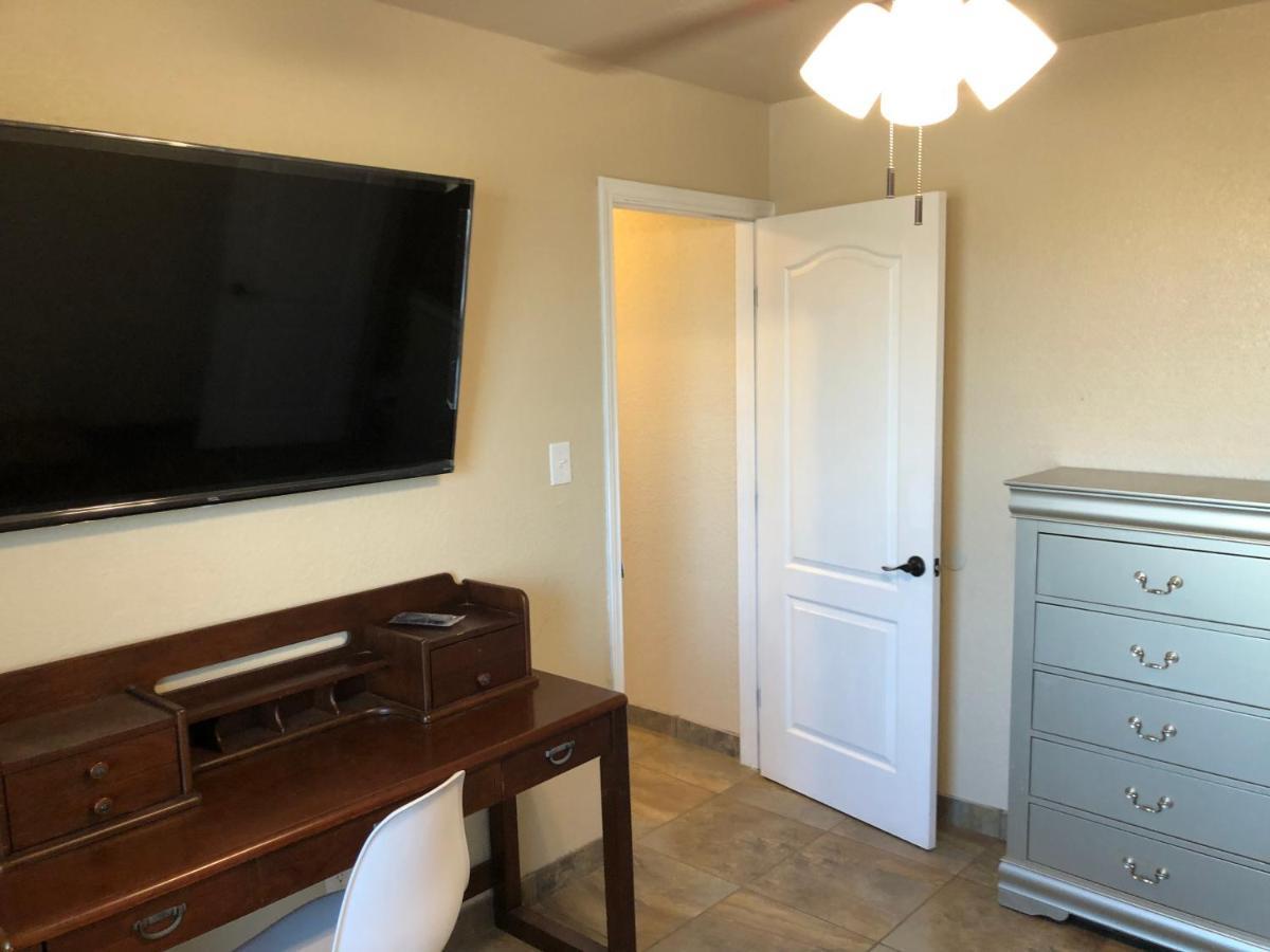 The Rustic @ Paseo De Encinal Dr # 4 Apartment Eagle Pass Bagian luar foto